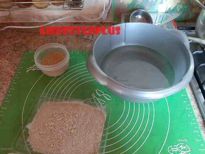 Ингредиенты для ржаных булочек