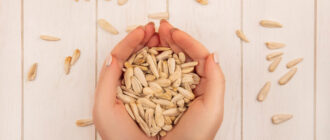 Белые семечки: польза и вред для женщин